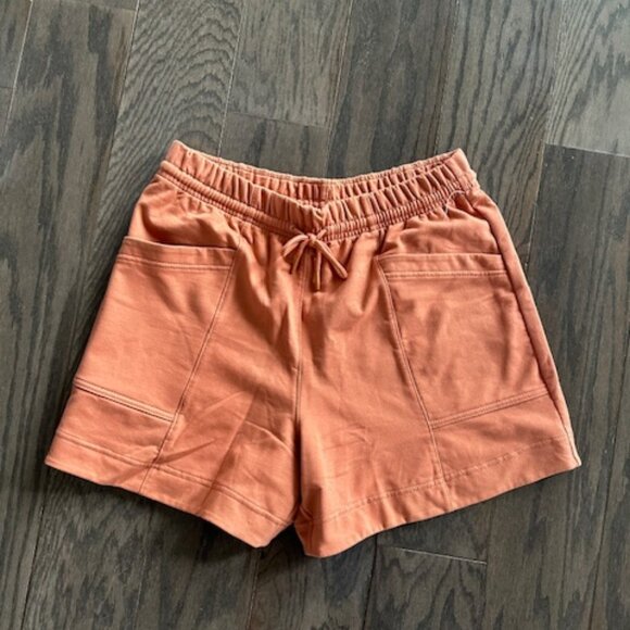 Athleta Pants - Athleta Drawstring Knit Shorts with Front Pockets